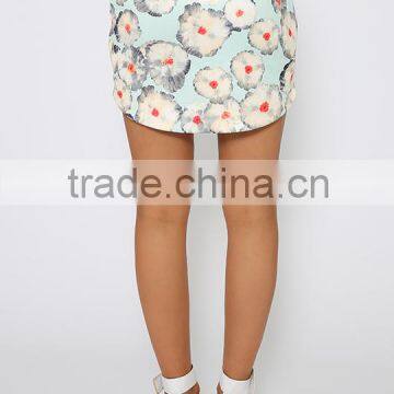 2015 New Design Floral Print Crurved Hemline Woman Casual Short Pants