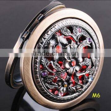 Guangzhou Promotional Cosmetic Compact Mirror,vintage Style Pocket Compact Mirror&retrostyle Makeup Mirror photo-4