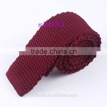 2016 latest design custom made solid burgundy new knitted pattern mens tie