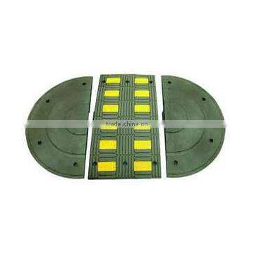 Durable reflective rubber speed bump