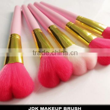 1pcs heart shape blush brush long wooden handle Irregular shape cosmetic brush makeup brush