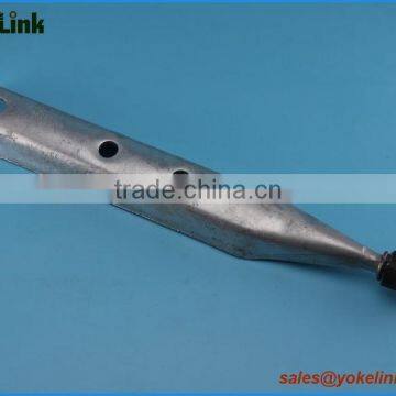 Nylon thread insulator pole top pin