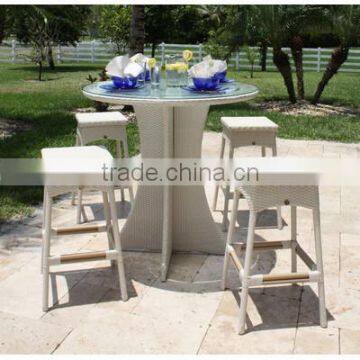 2017 Trade Assurance Most Popular Widely Used Waterproof PE rattan high top bar table and chairs