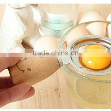 S5132 Wooden Handle Smiling Egg White Separator photo-5