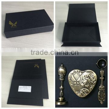 luxury foldable gift box for stamped and candle and oil .