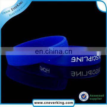 Fashion charm silicone wristbands china wholesale