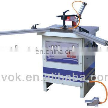 Pneumatically Aluminium Corner Cutter