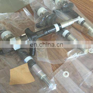 Auto Part Common Rail Injector 095000-9560 / 1465A257 Fuel Injector for Hot Sell