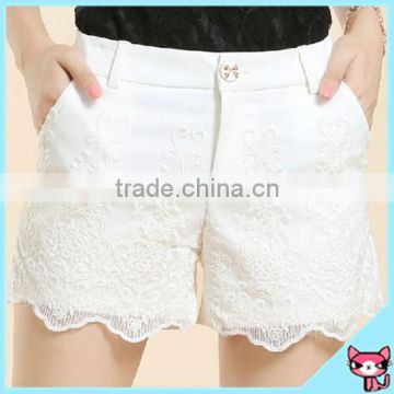 OEM women fashion shorts with decorative border style