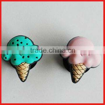 Cute design soft pvc fancy shoe buckle
