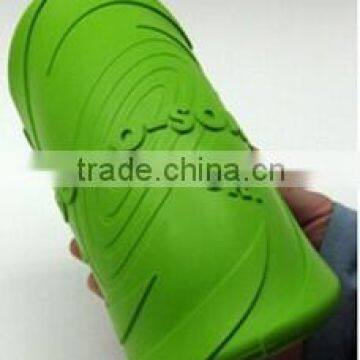 2015 Custom multicolor foldable & durable Soft rubber fisbee , training toys