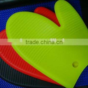 eco-friendly heat resistant silicone gloves