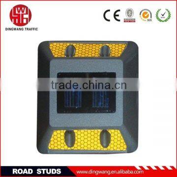 Aluminium footed led solar traffic road studs