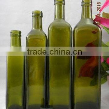 square glass bottle for oil or wine with screw cap