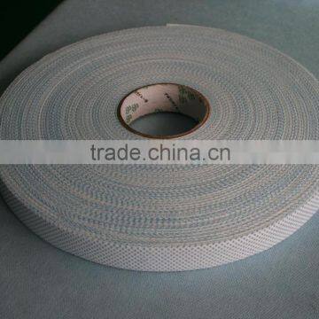 Magnet chip in sanitary napkin pad towel