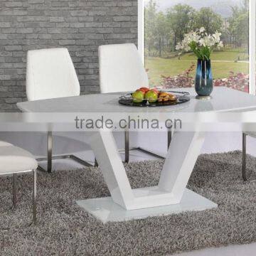 DT-2028 Contemporary V Pillar High Gloss Dining Table With Dining Chairs