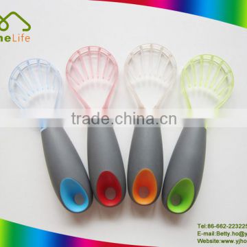 Hot sale new design kitchenware tools plastic handle avocado slicer