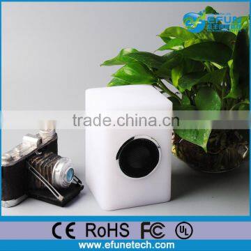 1 channel active mini special feature wireless led cube bluetooth speaker