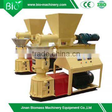 small pellet mill making corn into poultry feed