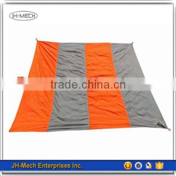 Customized portable waterproof nylon beach blanket