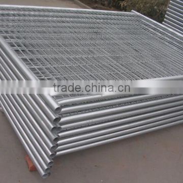 metal welded wire mesh fence barrier