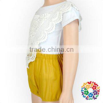2017 Baby Summer Outfits Wholesale Short Yellow Baby Bloomer With Two Side Lace Baby Bloomer Shorts photo-3