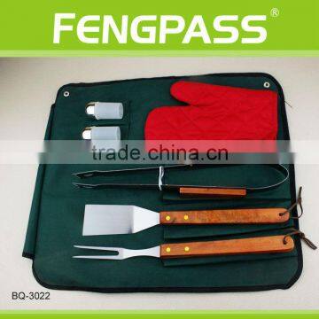 bbq pit accessories including condiment bottles(96-15-7)