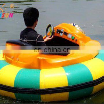 EN14960 adult electric bumper boat in the lake,bumper boats for sale