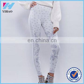 Yihao Latest Design 83% Cotton 17% Nylon Women Printed Leggings with Elastic Waistband Custom Comfortable Fit Yoga Leggings