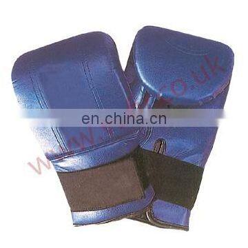 custom boxing gloves