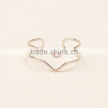 Gold Finger Ring Hot Selling Ladies Finger Double v Design Finger Ring photo-3