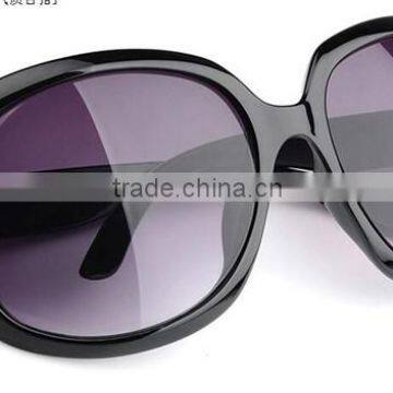 Ladies European Frog Style Fashion Sunglasses 2016 photo-3