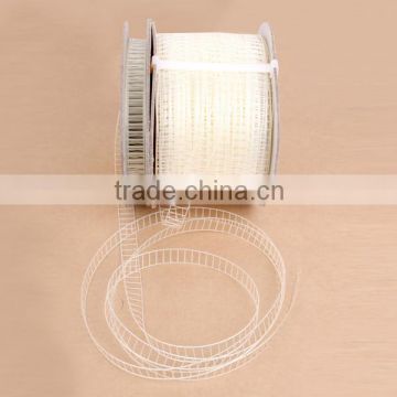 Plastic staple rolls pin