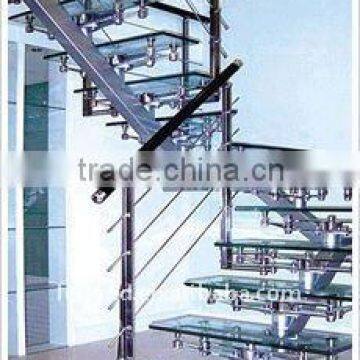 Solid floating glass stairs