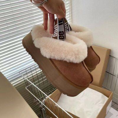 UGG's Official Website Features the 3474 5-layer, 5cm Platform Slippers. Colors: Chocolate, Mustard, Black, Gray, Chestnut, Dusk Pink photo-5