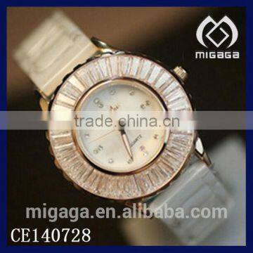 strong white ceramic quartz watch analog dial with zircon bezel-ceramic analog quartz watch