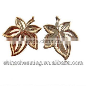 fashion acrylic maple leaves for decoration