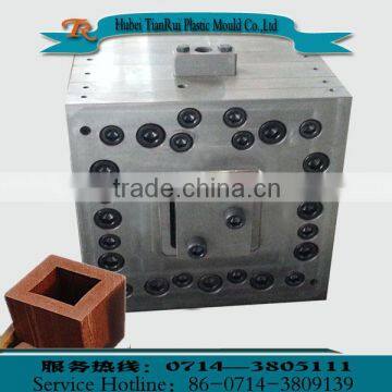 China PE WPC Wood Plastic Square Tube Mold