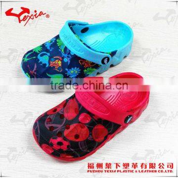 Transfer printing crock slip-on sandals