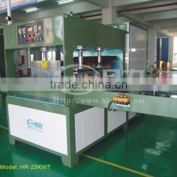 Automatic high frequency insole forming machine