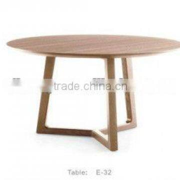 Post-modern wood round dining table (E-32)