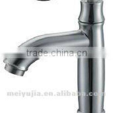 Popular! Smooth Single Handle Basin Faucet for daily drinking