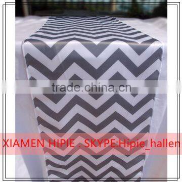 Wholesale Stripe Satin Yarn Table Runner for Party Decoration photo-3