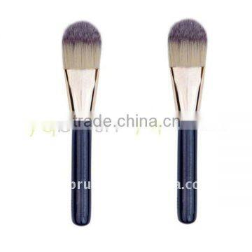 Elite foundation brush