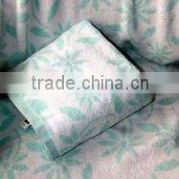 100% Cotton Yarn Dyed Jacquard Bath Towel