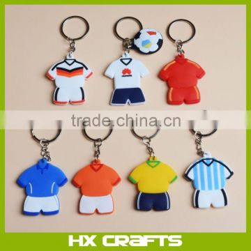 2016-new style 3D football soft PVC keychain Rubber key chain