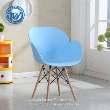 DC-6059 Topwell High Quality Plastic Chair Dining Chair Leisure Chair With Wooden Legs