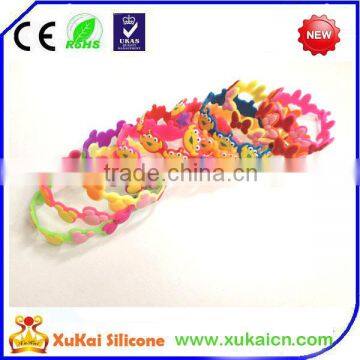 New design silicone embossed bracelets