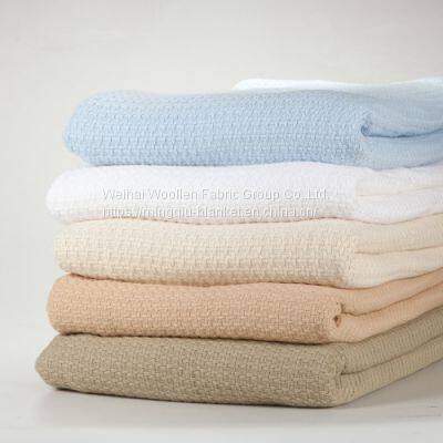 Woven woolen cotton hospital blanket