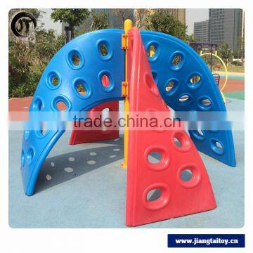 Made In China Wholesale Outdoor Climbing Wall Toy Equipment